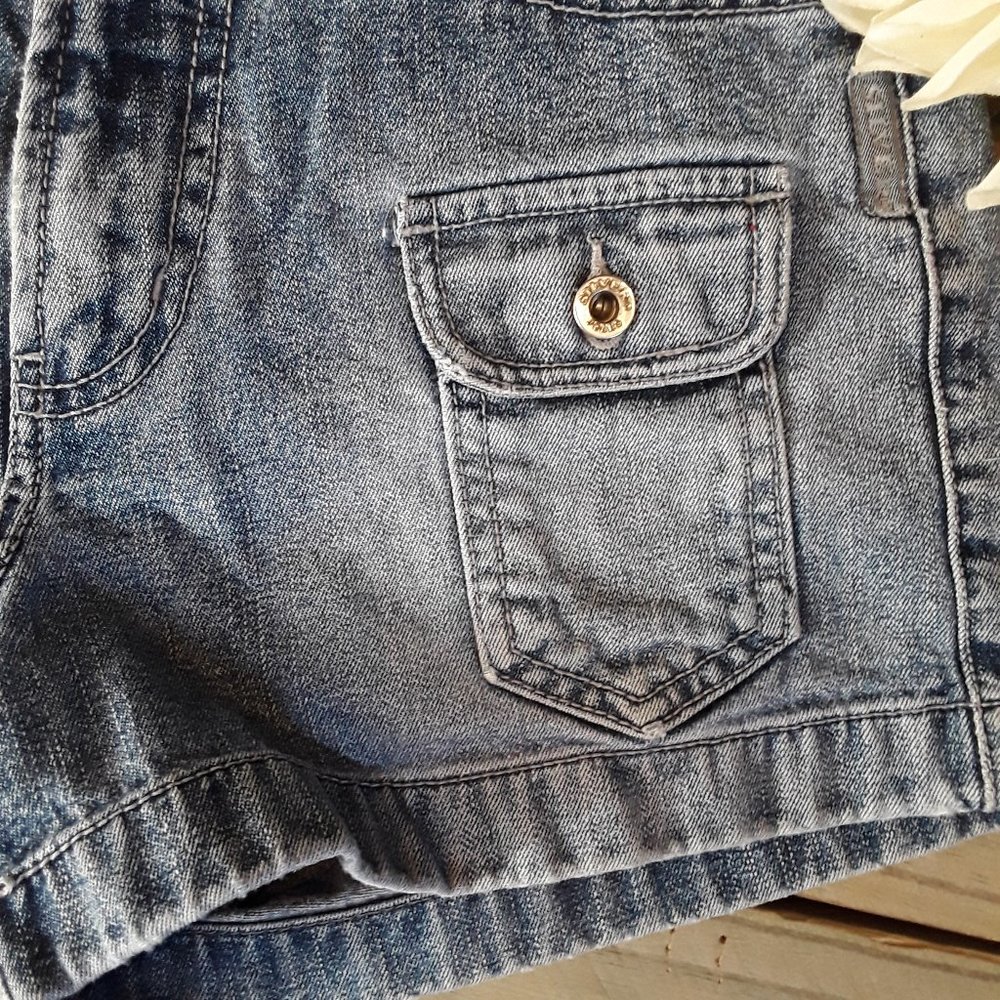 Vintage Silver jeans high rise jean shorts - Picture 2 of 11